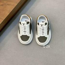 Picture of Louis Vuitton Shoes _SKULVsz38-45ZX070313089
